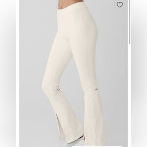 Alo Airbrush High Brush Flutter Leggings